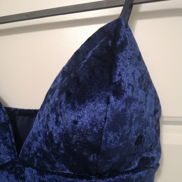 Velvet bodysuit - Picture 4 of 5